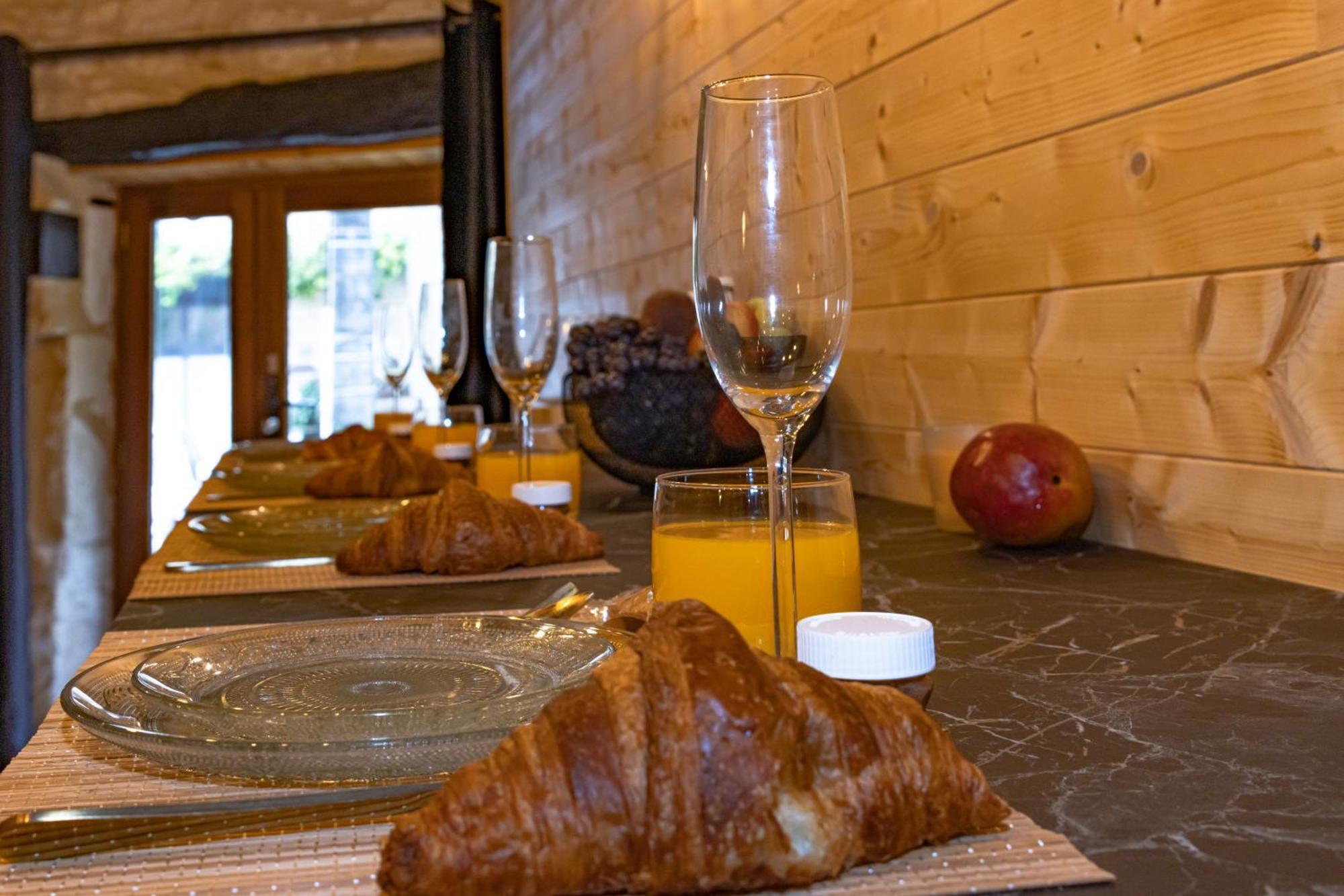 Le Chalet Saint-Pardoux-la-Rivière Kültér fotó